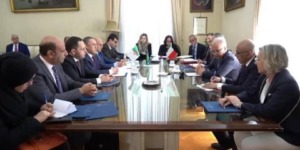 مرّاد ونظيره الإيطالي يقيمان التقدم المحقق في عدة مشاريع اقتصادية مشتركة