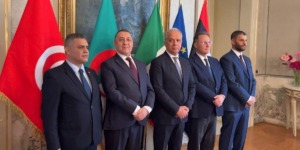 نابولي: بدء اللقاء التنسيقي الرباعي حول الهجرة غير النظامية بمشاركة مراد