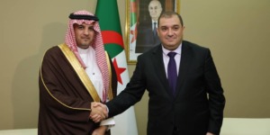 وزير العدل يلتقي برئيس جامعة نايف العربية للعلوم الأمنية