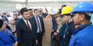 ياسين وليد يعطي إشارة انطلاق التصفيات الولائية لأولمبياد المهن 2025 من العاصمة