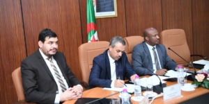 مقترح بتدريس اللغة الوطنية في مؤسسات تربوية بدول أجنبية وتأسيس مدارس جزائرية لفائدة أبناء الجالية