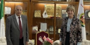 سفيرة واشنطن تُشيد بالكفاءات الجزائرية وتدعو المستثمرين الأمريكيين لدخول السوق الجزائرية