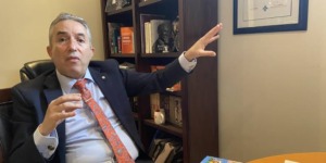 زغيب يكشف عن إمكانيات الجزائر لتطوير الليثيوم وإحداث نقلة صناعية