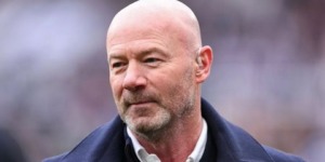 شيرر: يونايتد يحتاج إلى سبعة لاعبين في سوق الانتقالات