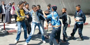 انخفاض المستوى الأخلاقي لدى الأطفال.. مسؤولية من؟