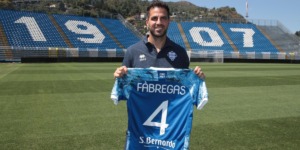 فابريغاس: سأتحدث مع كومو ثم أحدد مستقبلي