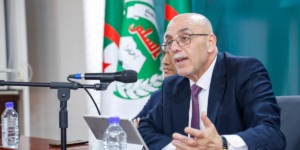 حركة مجتمع السلم تدعو إلى التمسك بالثوابت وتغليب الوحدة لمواجهة التحديات