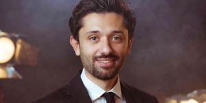 كريم محمود عبد العزيز يدعو إلى إلغاء السوشيال ميديا