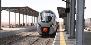 وضع أربعة قطارات لنقل المسافرين والبضائع حيز الخدمة