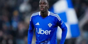 ضربة موجعة لفابريغاس مع كومو