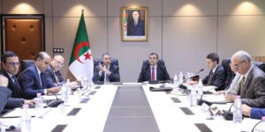 اجتماع تنسيقي لمتابعة الجوانب اللوجستية لانطلاق رحلات الحج