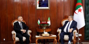 مرّاد يستقبل سفير فلسطين ويؤكد على عمق التعاون والدعم الثابت لغزة