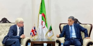 بريطانيا تسعى لاستكشاف مجالات تعاون جديدة مع الجزائر