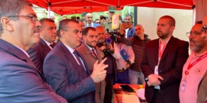 زروقي يدشّن محطة قاعدية للجيل الرابع بالشلف ويؤكد على تسريع وتيرة تنفيذ برنامج الخدمة الشاملة