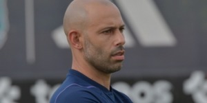 ماسكيرانو يؤكد: لا أفتقد اللعب.. وسعيد من أجل سواريز