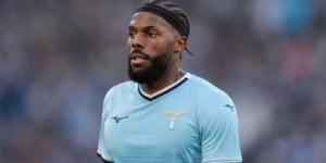 مستقبل غامض يحيط بالبرتغالي تافاريس