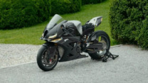 بي إم دبليو تكشف عن دراجة RR الاختبارية