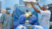 إجراء حوالي 30 عملية جراحية معقدة ناجحة الوادي