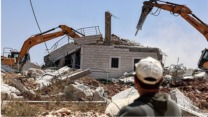 الاحتلال يصادر أراض ويهدم منازل للفلسطينيين في الضفة الغربية المحتلة